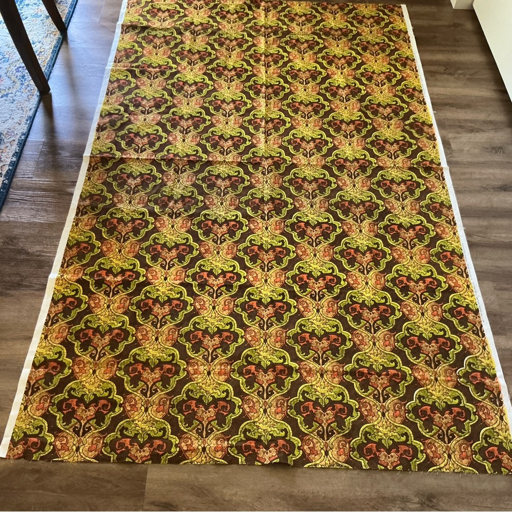 Vintage Fabric Floral MCM Damask Pattern Rights Inc 60s 70s 2.2 Yds 80”x49” Funk